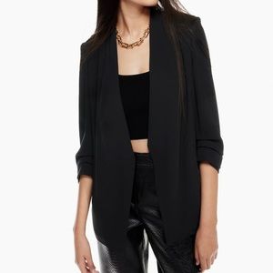 ARITZIA BABATON POWER HIP BLAZER IN BLACK